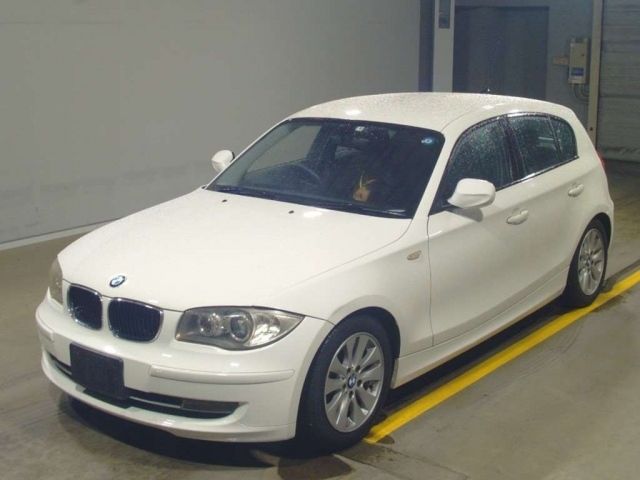 33020 Bmw 1 series UE16 2011 г. (TAA Yokohama)